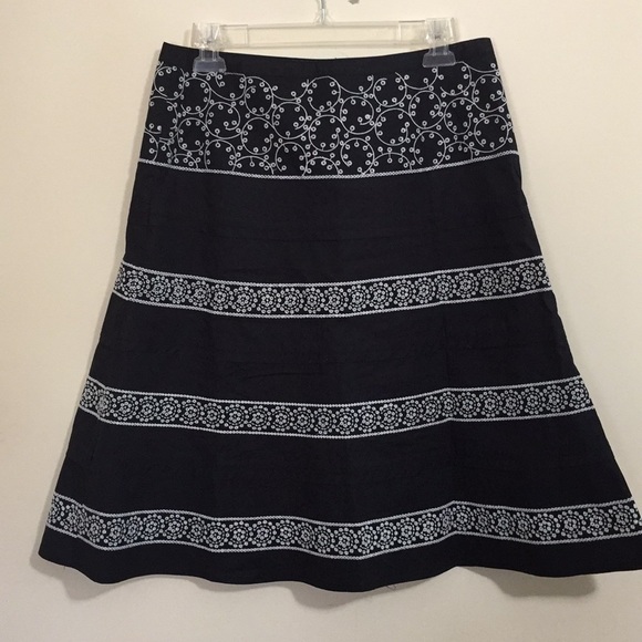 Autograph Dresses & Skirts - Autograph New York Womens Sz 4 Black White Skirt